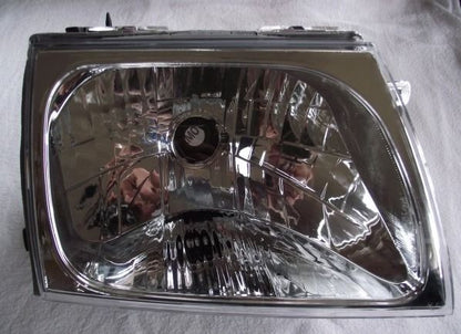 Hilux 02-05 LN Headlight