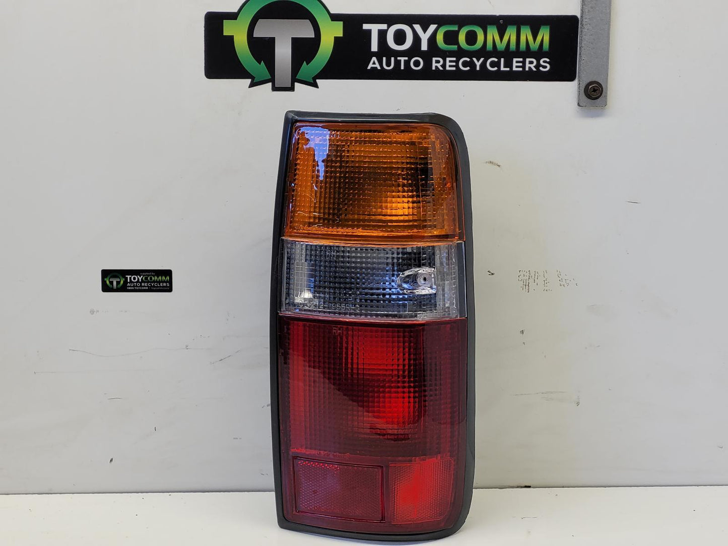 80 Series Landcruiser Right Tail Light