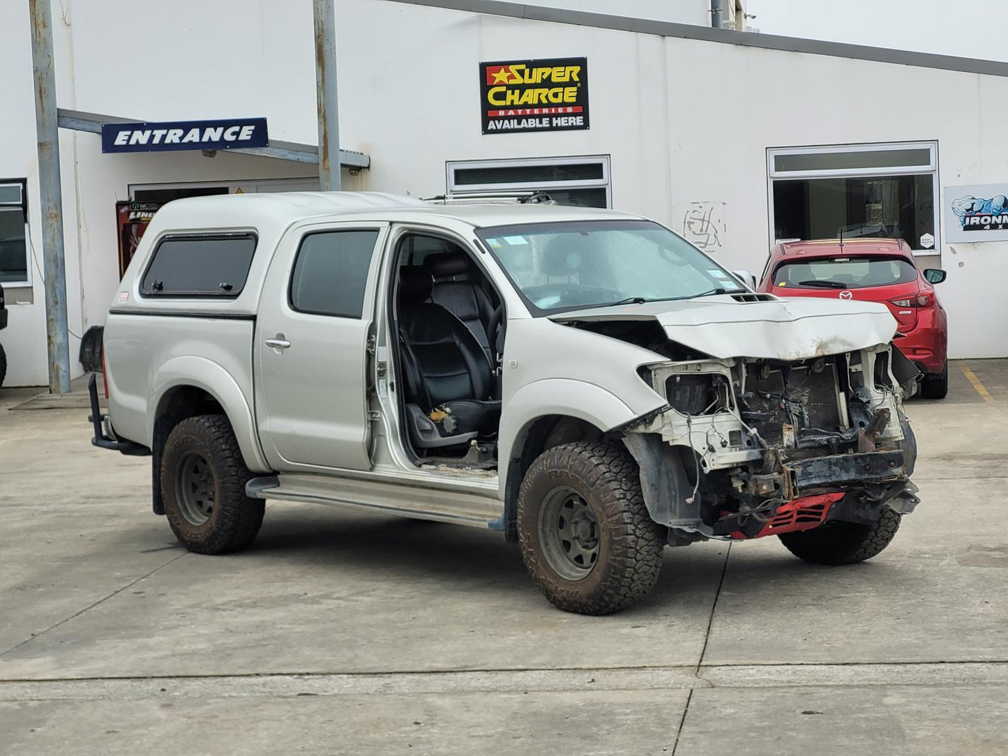 Now Wrecking: 2008 Toyota Hilux - A568C