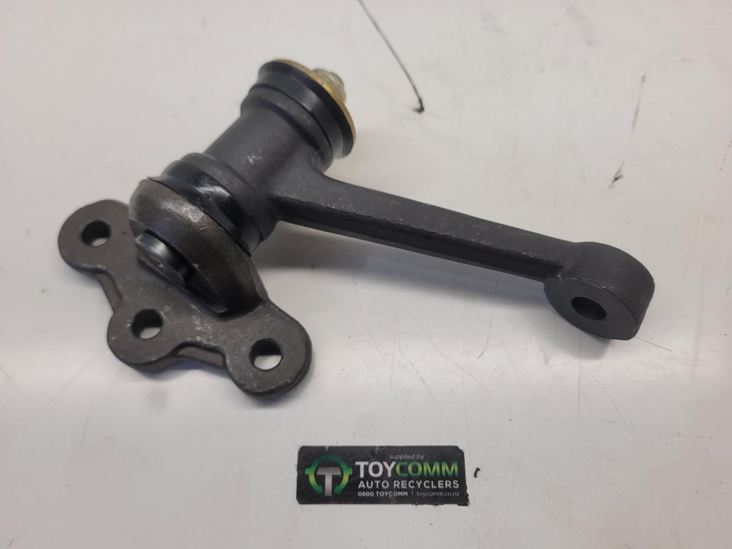 NEW Hilux RN30/40 Idler Arm